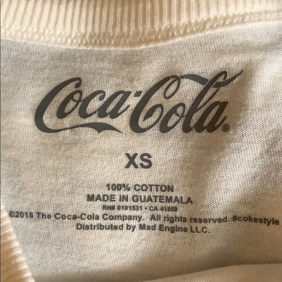 NWOT American Eagle Coca-Cola cropped tee shirt - Picture 4 of 5